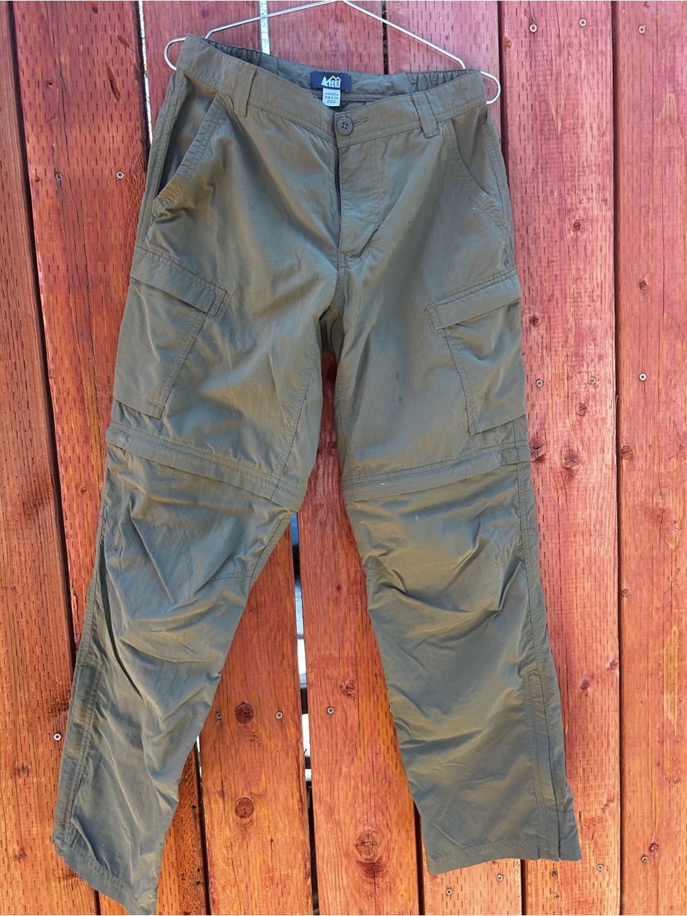 Men's Olive Green Outdoor convertible pants/shorts - 32W